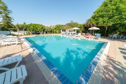 Apartamento Artemis Studios - Pool And Garden