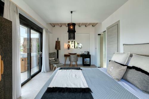 Exclusive Lefkada Villa Private Pool Outdoor Jacuzzi Sea View Vasilikis