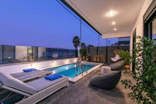 Exclusive Lefkada Villa Private Pool Outdoor Jacuzzi Sea View Vasilikis