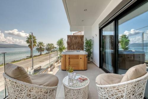 Exclusive Lefkada Villa Private Pool Outdoor Jacuzzi Sea View Vasilikis