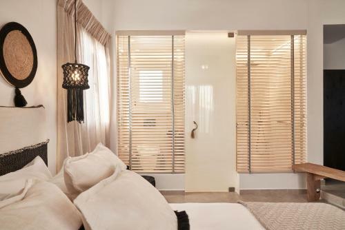 Hotel Volcano Luxury Suites Milos