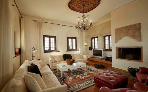Black Diamond Luxury Unique Villa Pelion