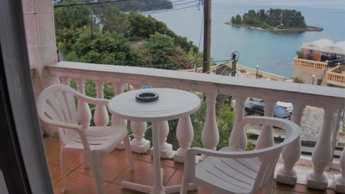 Hotel Batis Rooms