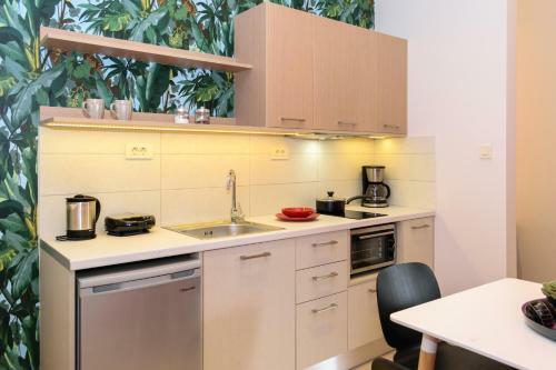 Iliana Apartments