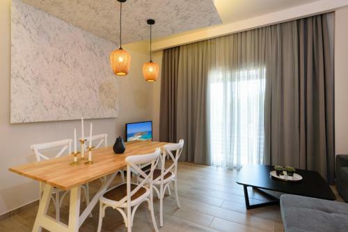 Iliana Apartments