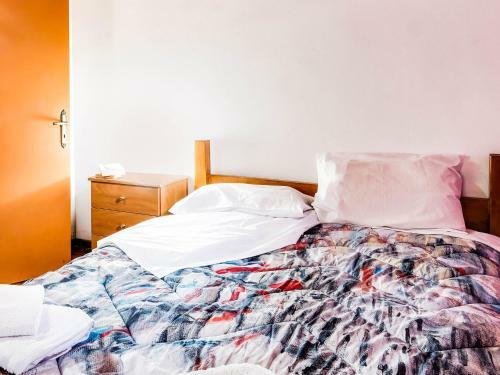 Beautiful Apartment In Askos With Balcony