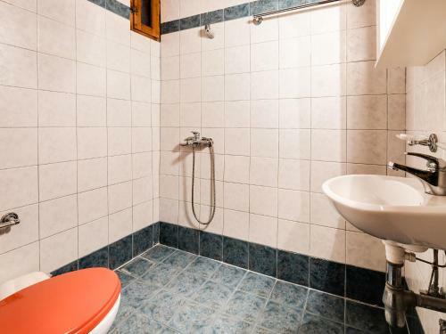 Beautiful Apartment In Askos With Balcony