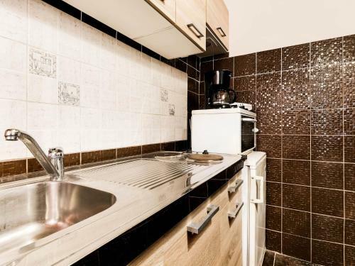 Beautiful Apartment In Askos With Balcony
