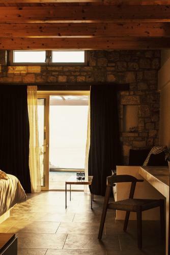 Hotel Aliv Stone Suites & Spa