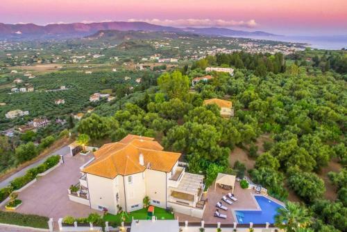 Villa Karakas