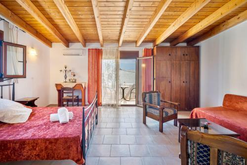 Deluca Villa Traditional Stone House
