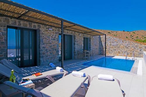 Varkotopi Villas