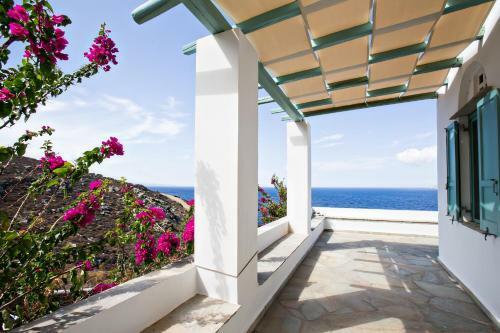 Amazing Location At Panousa Home 1