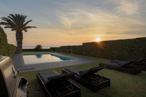 Luxurious Beachfront Villa Maira