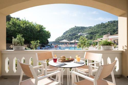 Hotel Anemolia Parga Suites