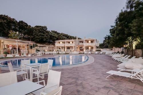 Hotel Anemolia Parga Suites