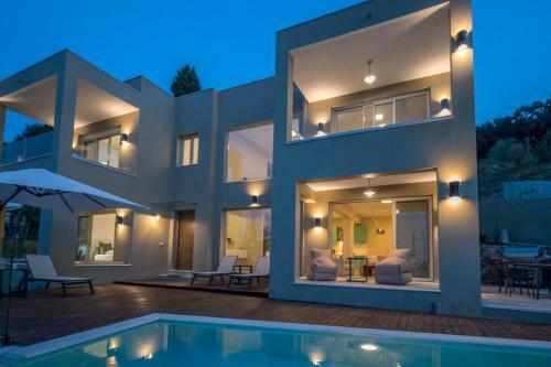 Boukaris Villa Sleeps 8 Pool Air Con Wifi