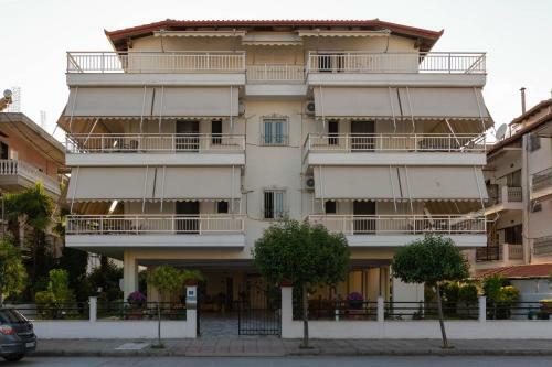 Zoi Apartments
