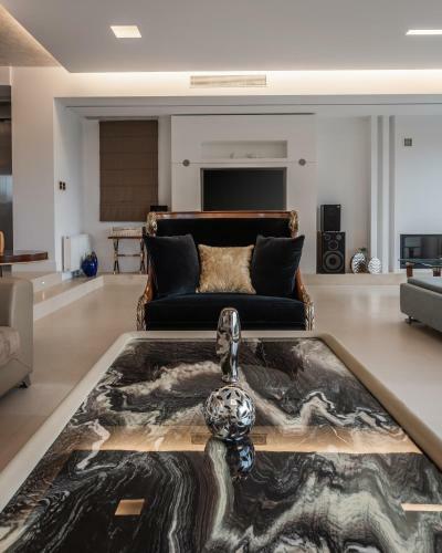 Luxurious Nel Mar Villa
