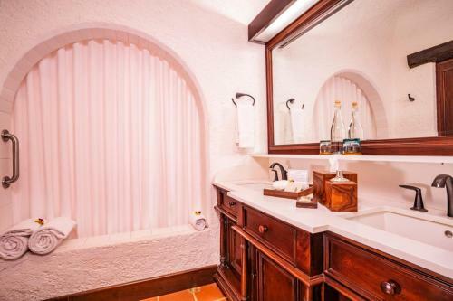 Las Cruces Boutique Hotel