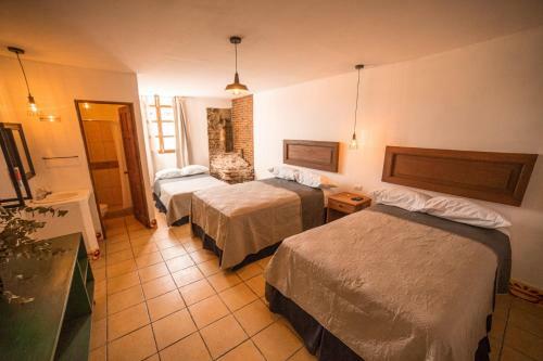 Hotel Cacique Real