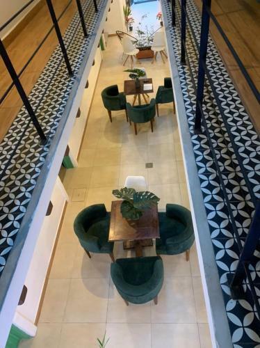 Selah Hotel & Coffee