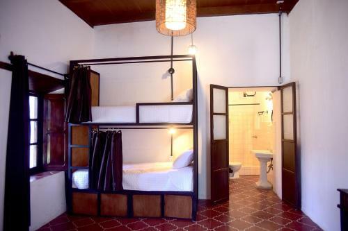 Hostal Tzunun Hostel