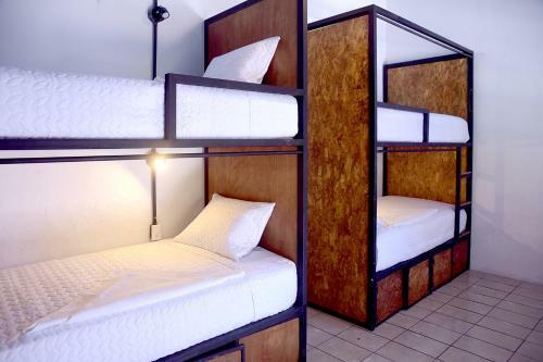 Hostal Tzunun Hostel