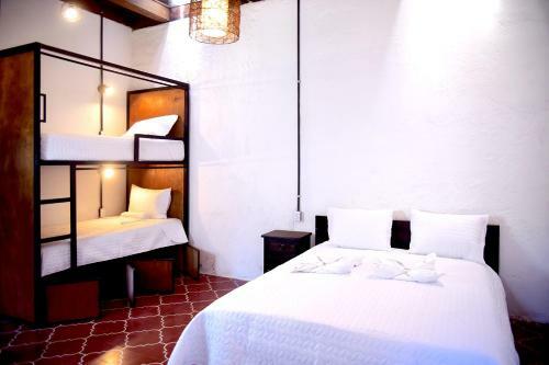 Hostal Tzunun Hostel