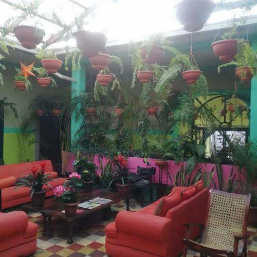 Hotel Kasa Kamelot Central