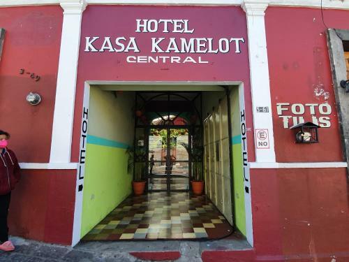 Hotel Kasa Kamelot Central