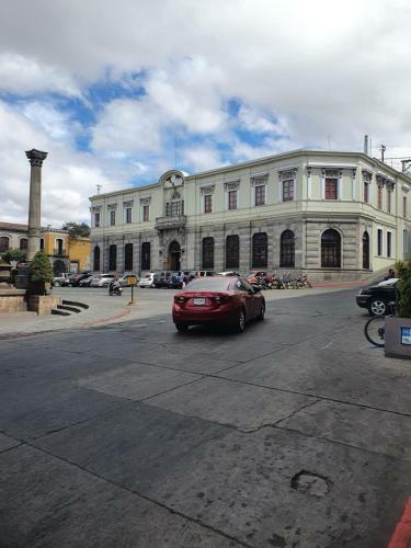 Hotel Kasa Kamelot Central