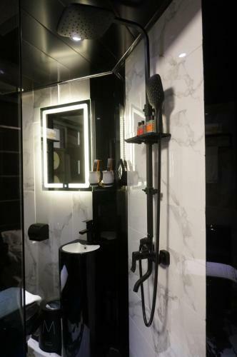 Hostal Star City Hotel
