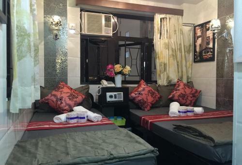 Hostal Rich Hotel