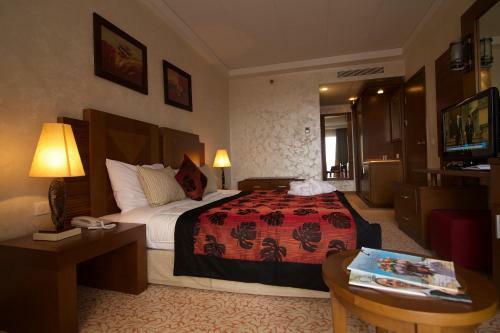 Hala Hotel & Aqua Park