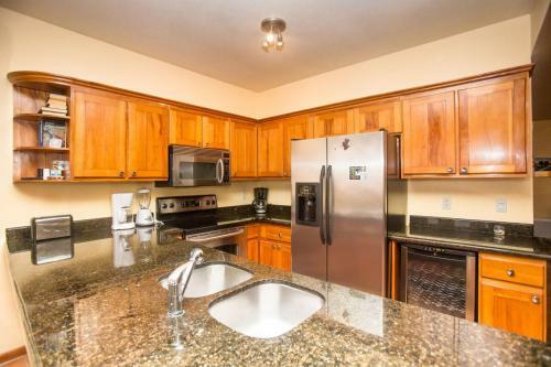 Turtle Casa Beach And Gaming Suites Home