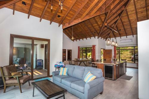 Casa Atlas Home