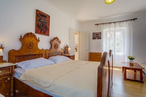 Apartments Pino
