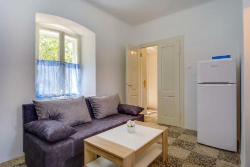 Apartments Pino