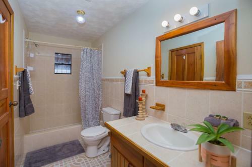 Apartamento Roatan Ocean View- 2nd Floor Apts