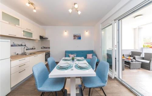 Two-bedroom Apartment In Vinisce