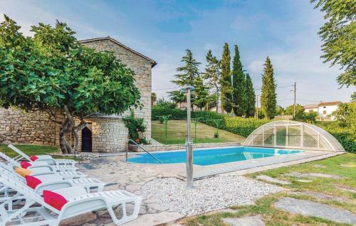 Apartments Helena 1992