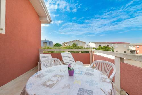 Apartamento Holiday Home 193472