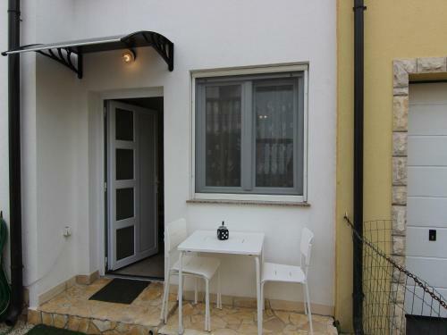 Apartments Sea Breeze