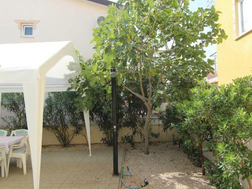 Apartments Sea Breeze