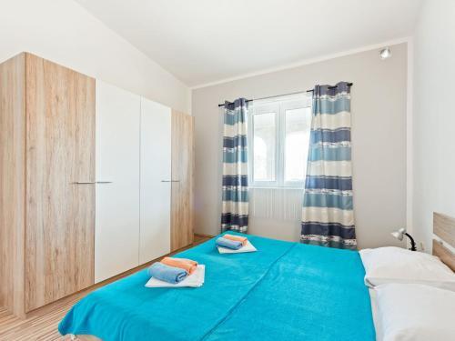 Snug Apartment In Vir With Sea Beach Nearby