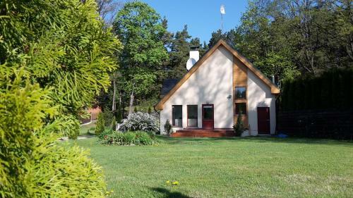 Forest Edge Lodge And House