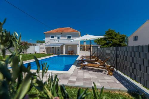 Villa Kristina Holiday Home With Private Swimmingpool