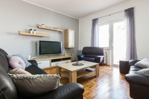 Villa Kristina Holiday Home With Private Swimmingpool
