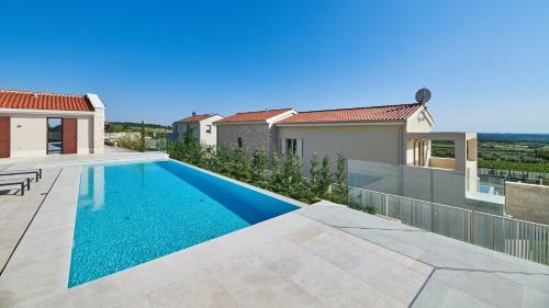 Hostal Villa Efa